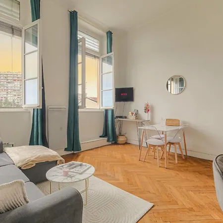 Caractere Et Proche Tete D'or Caluire-et-Cuire